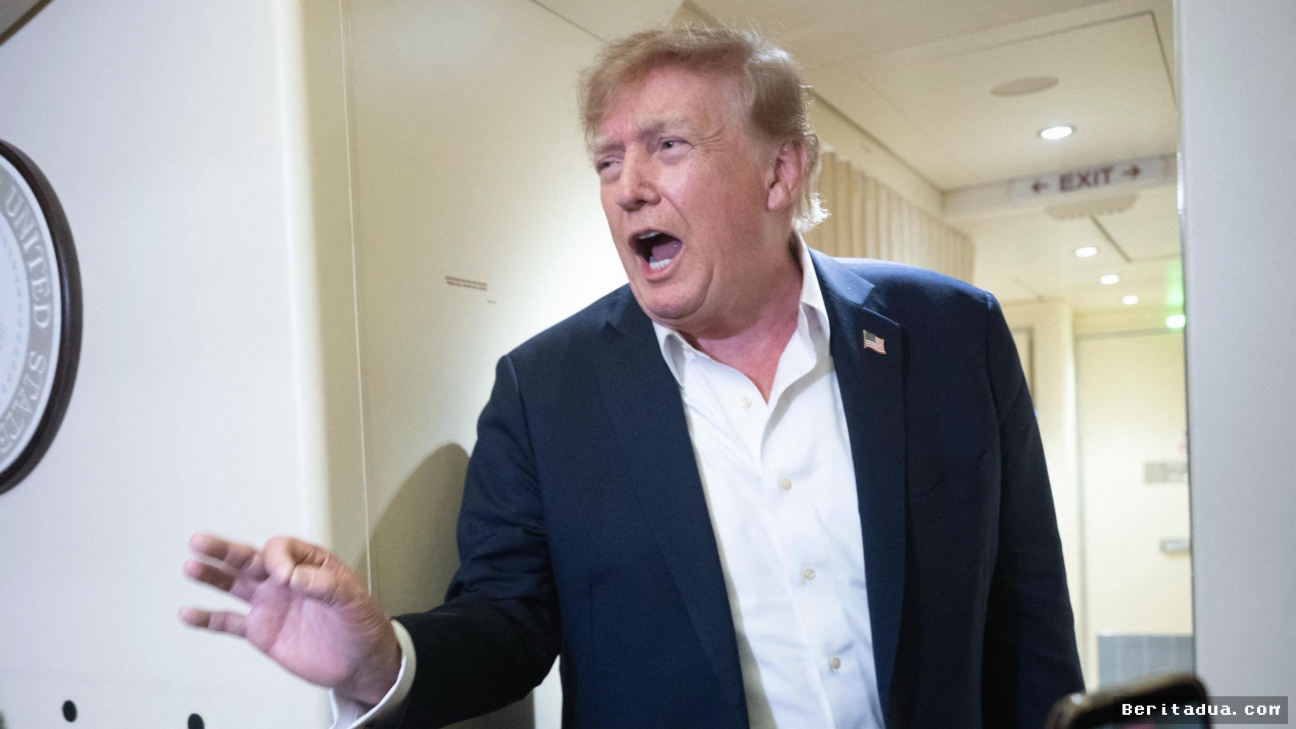 WASHINGTON — Trump Desak Patung George Washington Gantikan Seni Modern Smithsonian