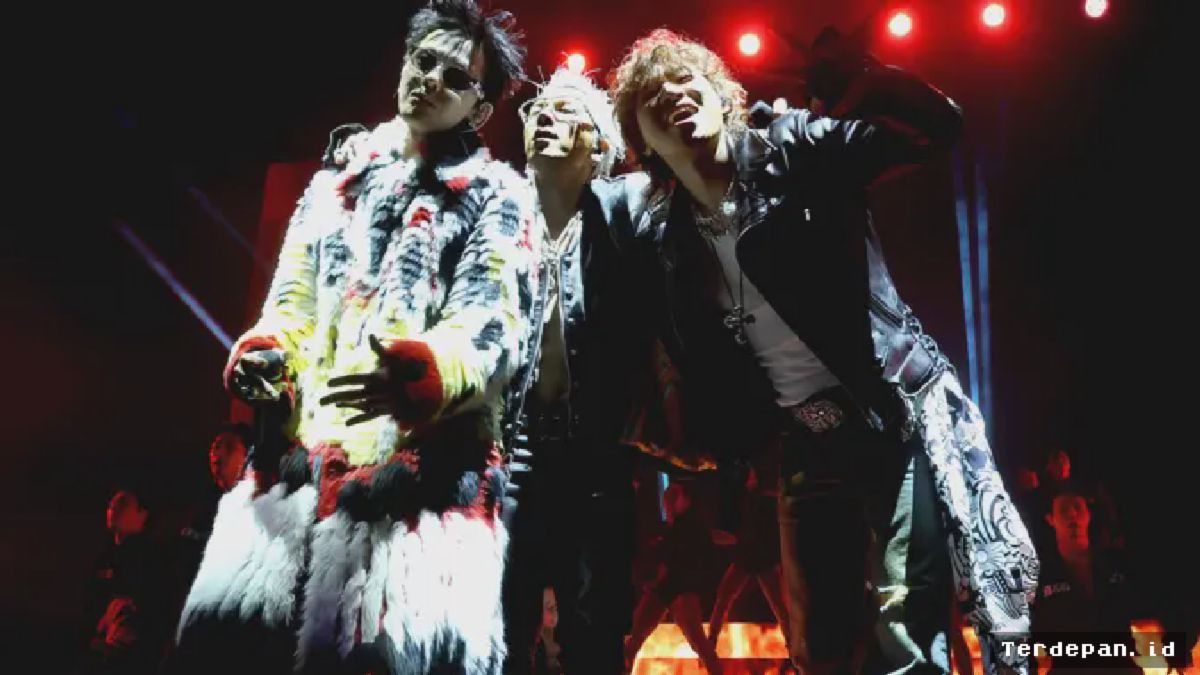 BIGBANG Guncang Coachella 2026, Mantel Bulu G-Dragon Curi Perhatian Global