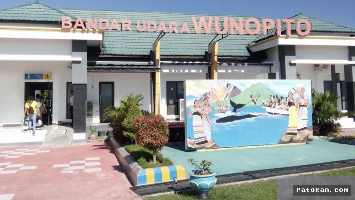 LEMBATA — Bandara Wunopito Masih Ditutup Akibat Abu Vulkanik Gunung Lewotolok