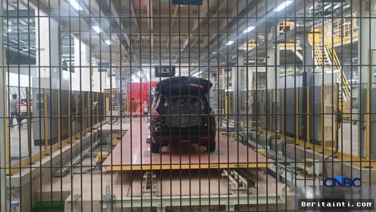 Pemerintah Patok Target TKDN Mobil Listrik 80 Persen Pada 2030