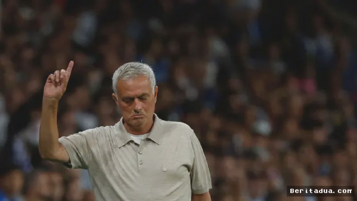 MADRID — Jose Mourinho Soroti VAR Saat Real Madrid Tundukkan Espanyol