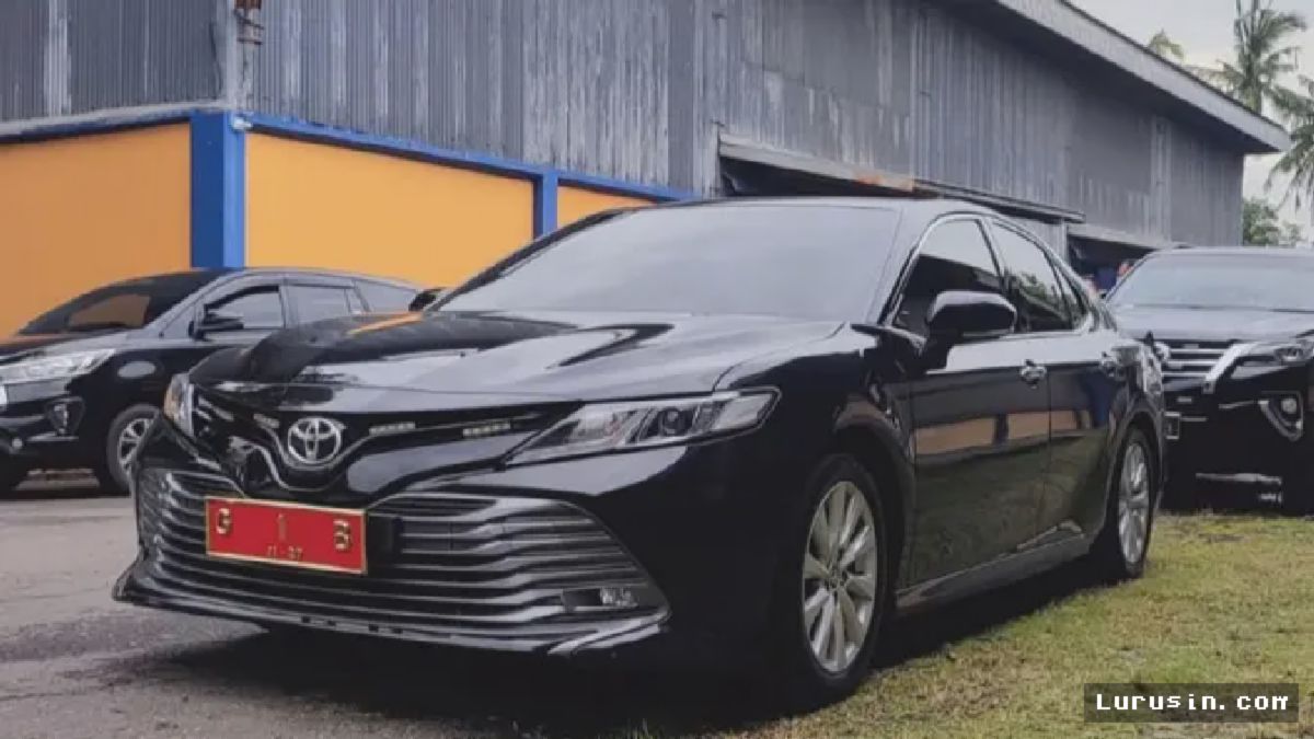 PEKALONGAN — Mobil Dinas Bupati Pekalongan Diteror Penggoresan Bodi oleh OTK