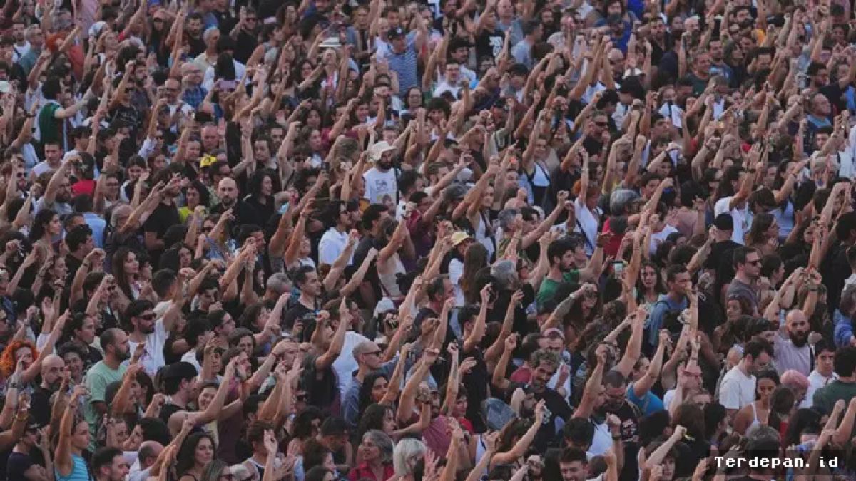Madrid Protes Penggusuran Wanita 87 Tahun di Puerta del Sol