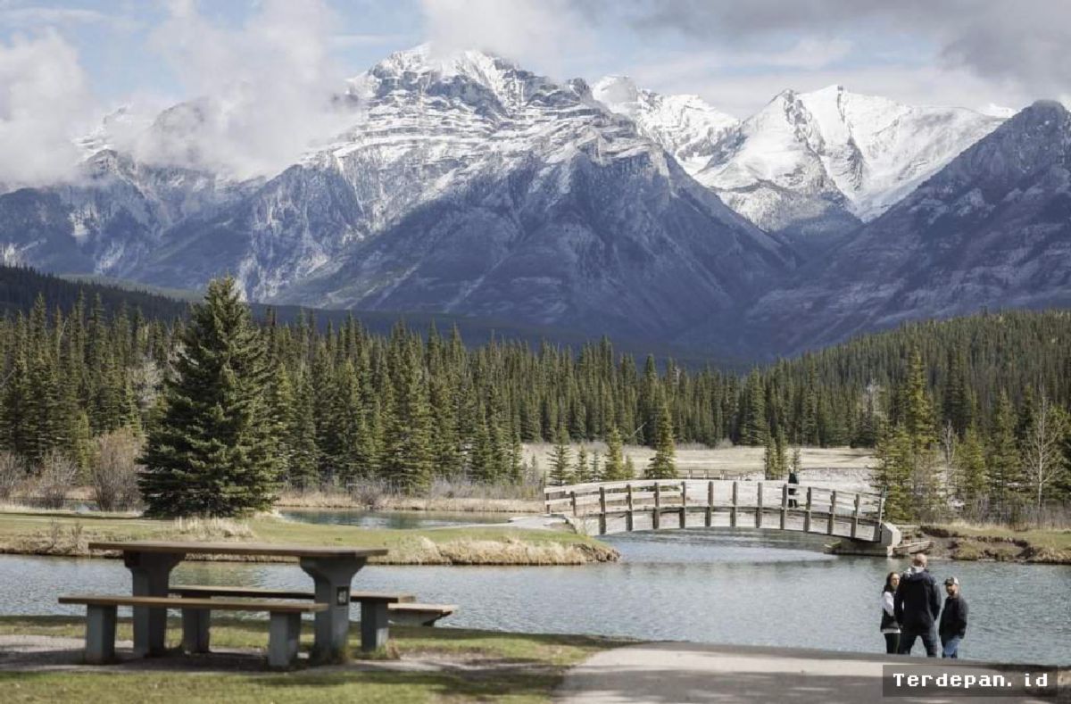 KANADA — Dua Pendaki Tewas dalam Insiden Terpisah di Taman Nasional Banff