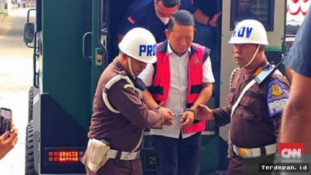Febrie Adriansyah Siap Kooperatif Hadapi Pemeriksaan TPPU Kejagung