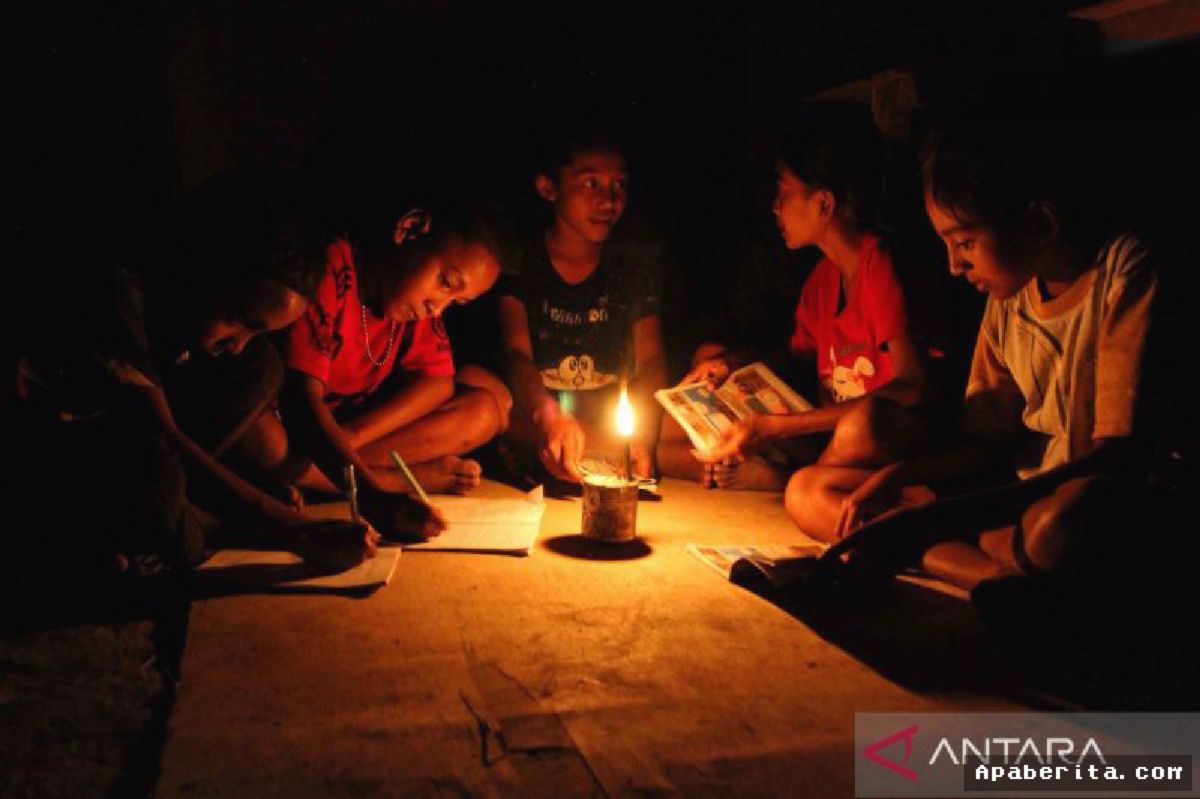 SIKKA — Desa Lidi di Pulau Palue Belum Tersentuh Listrik