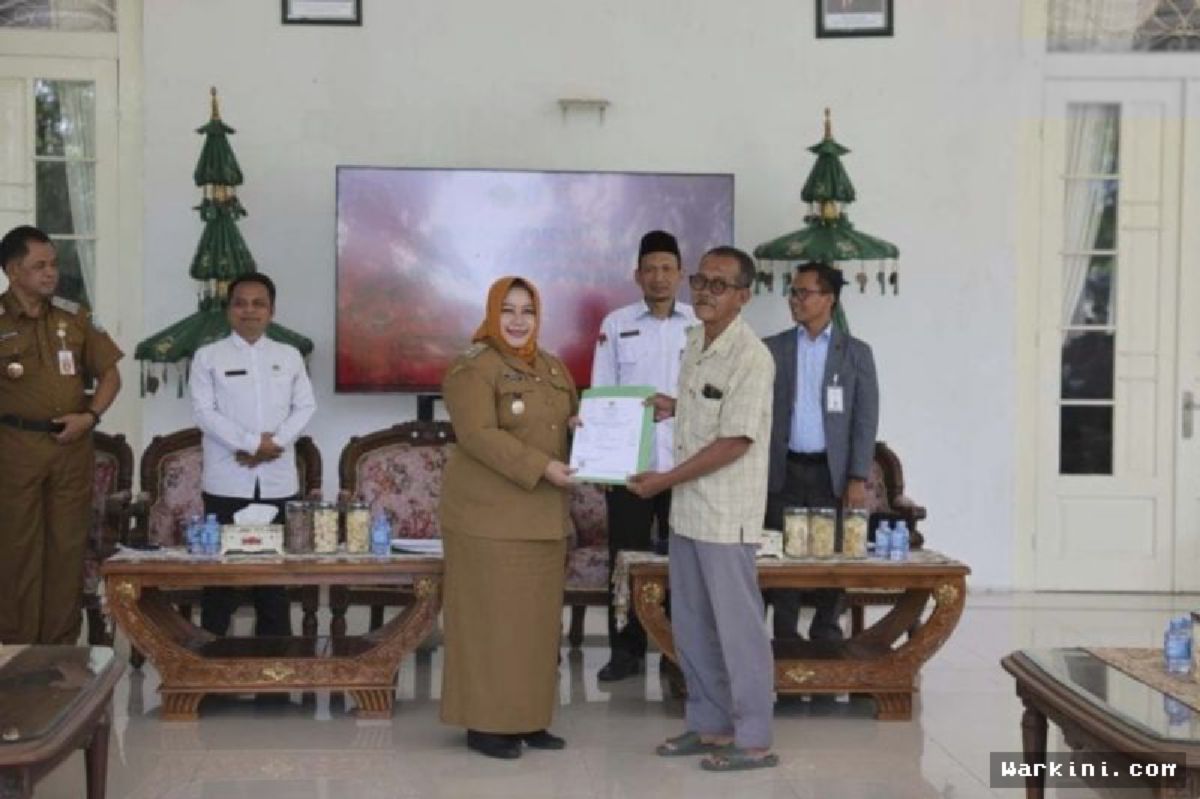 Pelaku UMK Makanan dan Minuman Wajib Miliki Sertifikat Halal