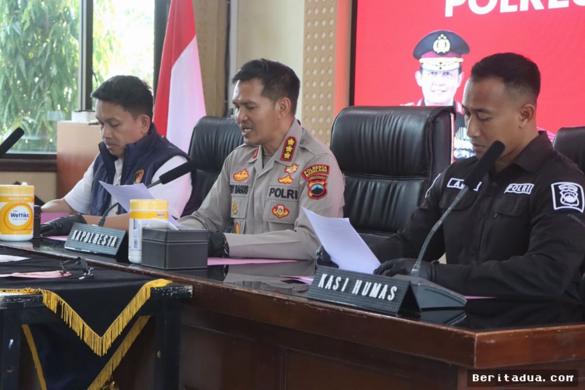 MAGELANG — Polisi Bekuk Dua Pencuri Uang SPBU Salaman