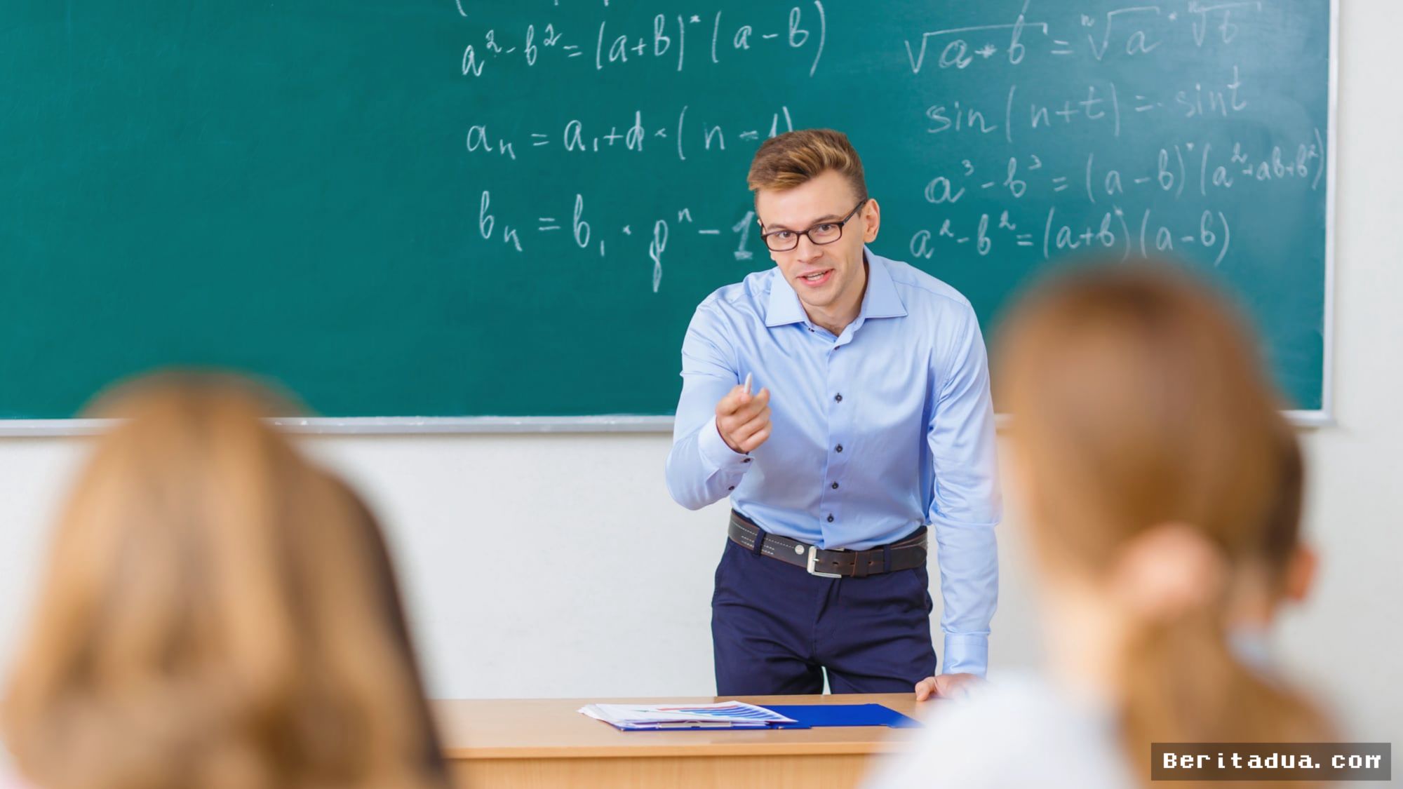 ARGENTINA — Peringatan Hari Profesor 2026 Berlangsung Tanpa Libur Sekolah