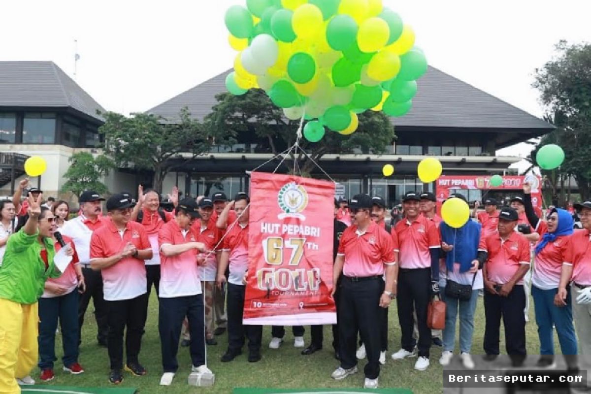 SURABAYA — Turnamen Golf Piala Presiden PEPABRI Digelar, PPAU Raih Juara