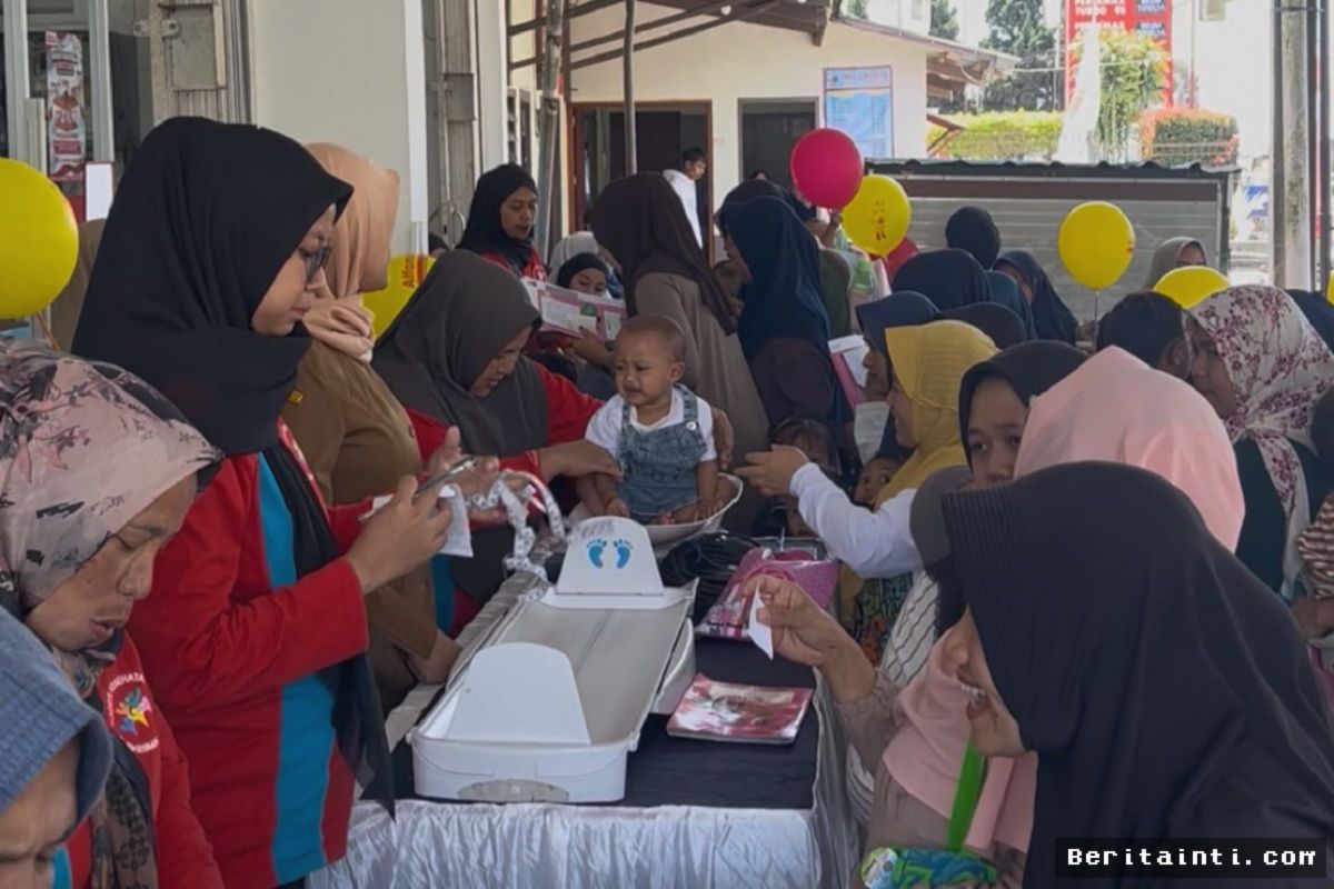 Alfamart dan Kalbe Nutritionals Jangkau 2.800 Penerima Manfaat Posyandu