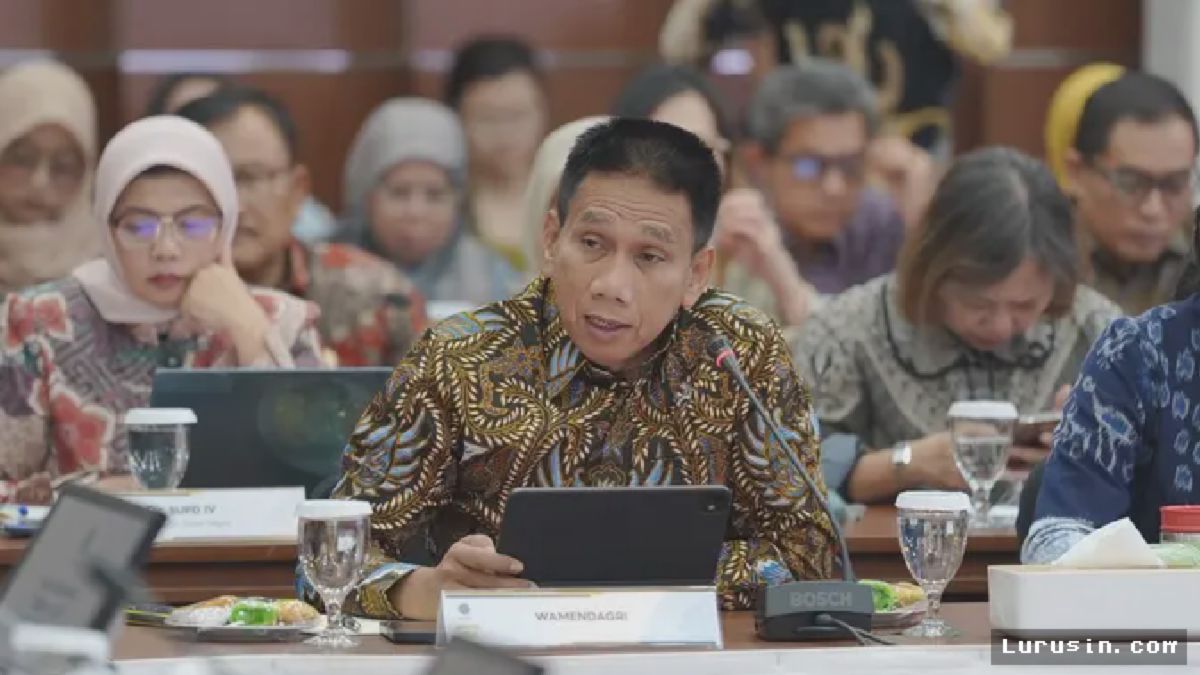 Jakarta — Wamendagri Akhmad Wiyagus Bahas RUU Pelindungan Ketenagakerjaan