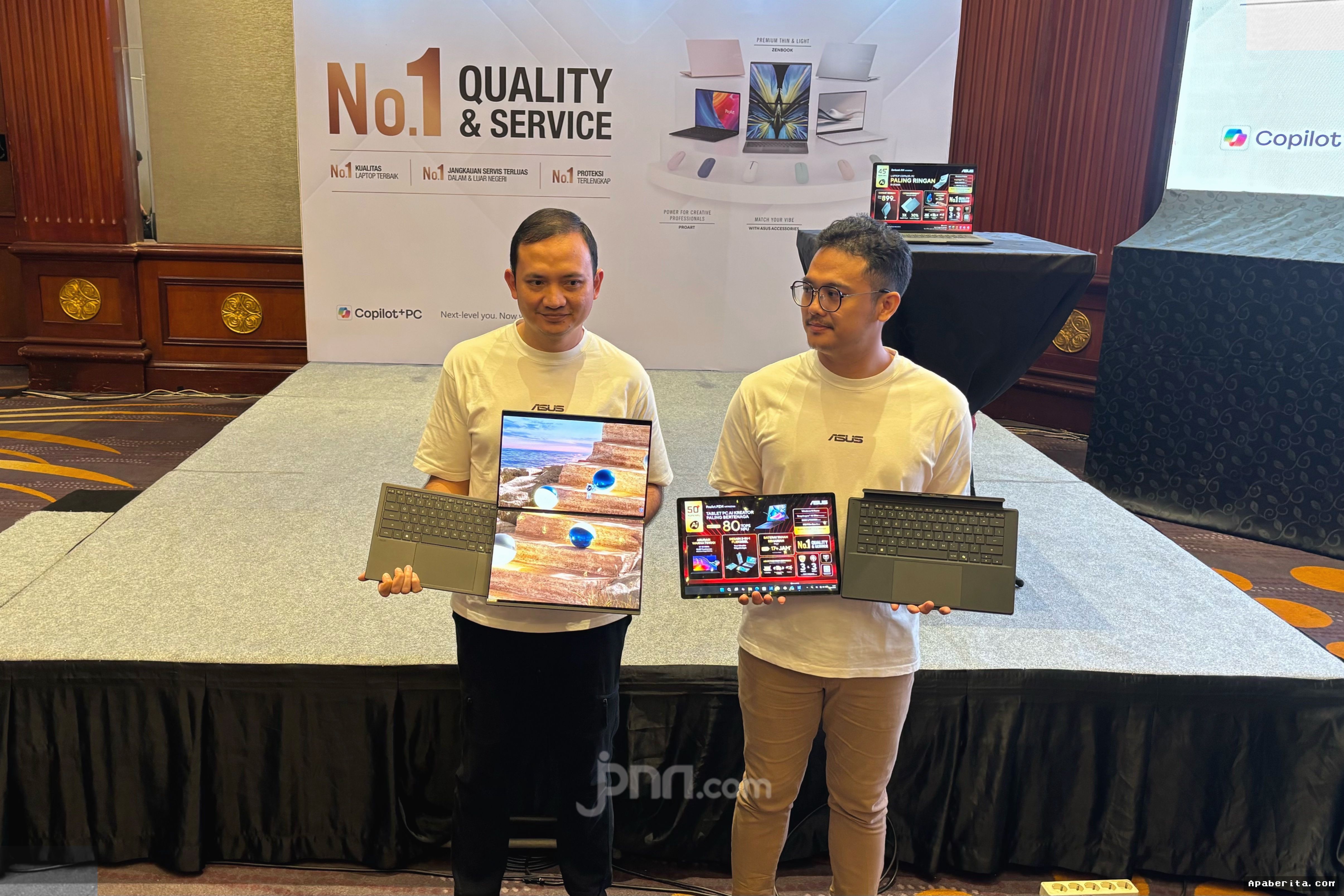 ASUS Luncurkan Laptop Berteknologi AI Berdaya Tahan Tinggi di Surabaya