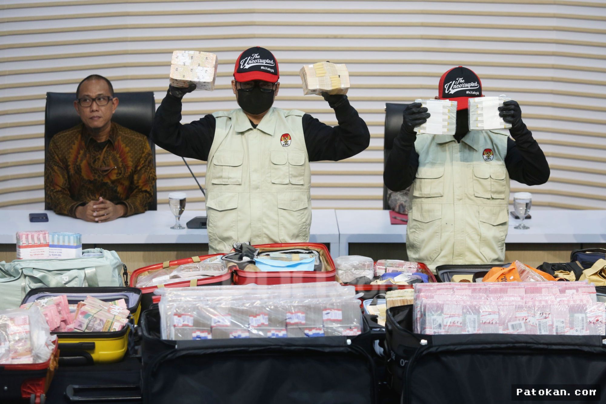 BOGOR — KPK Sita Rp106,3 Miliar Kasus Suap HGB Summarecon