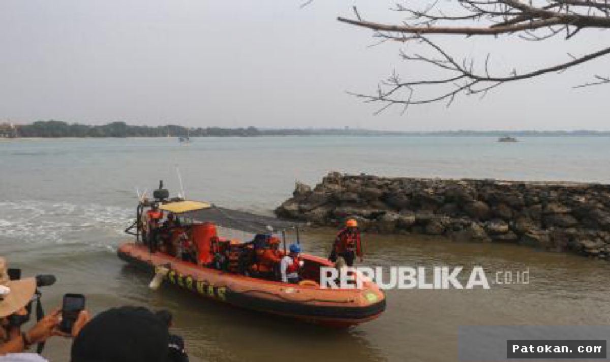 PANDEGLANG — Tim SAR Lanjutkan Pencarian Speedboat Penumpang Jurnalis Hilang