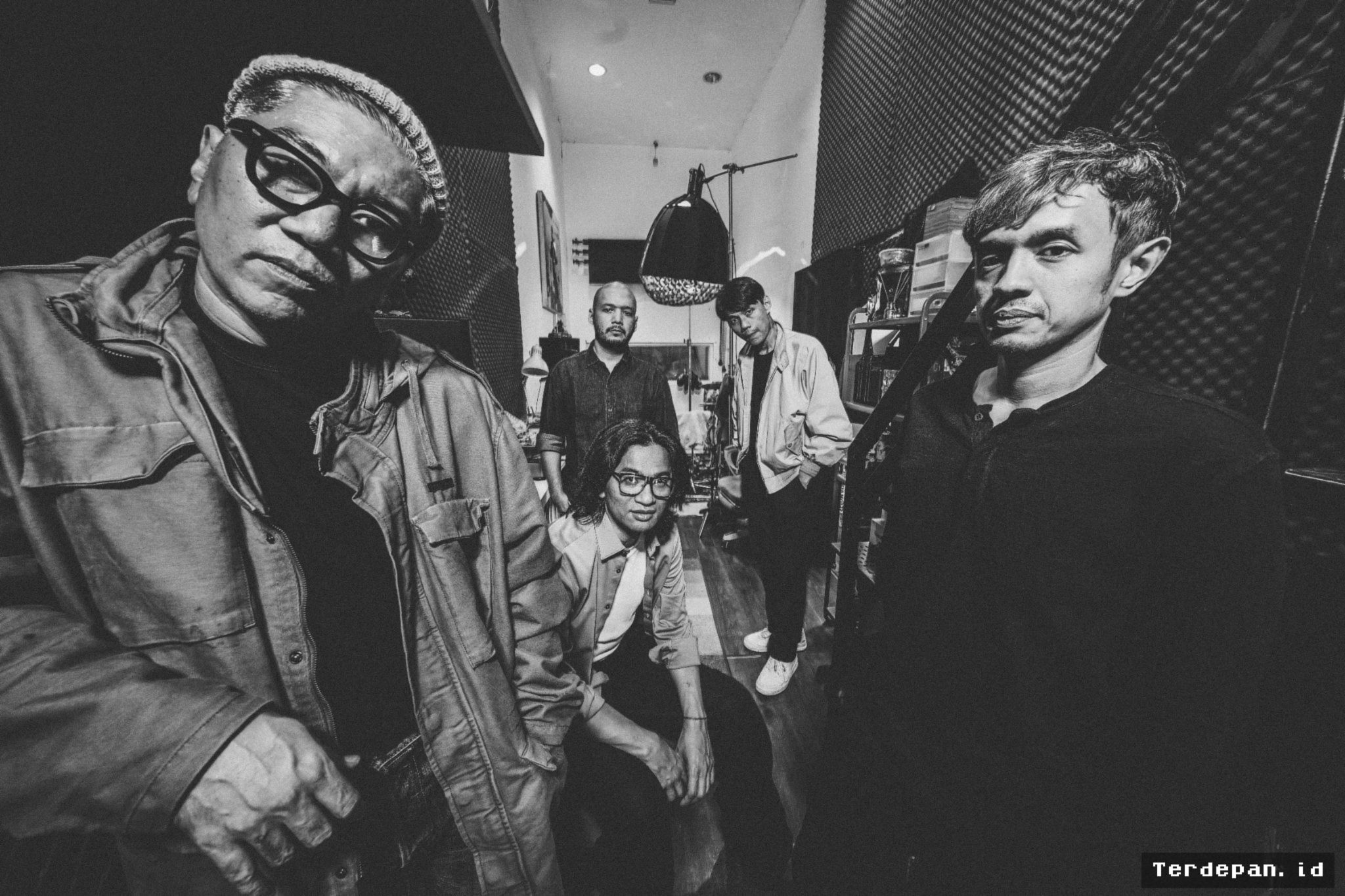 Zeke and The Popo Gelar Tur Sembilan Kota Sambut Album Baru