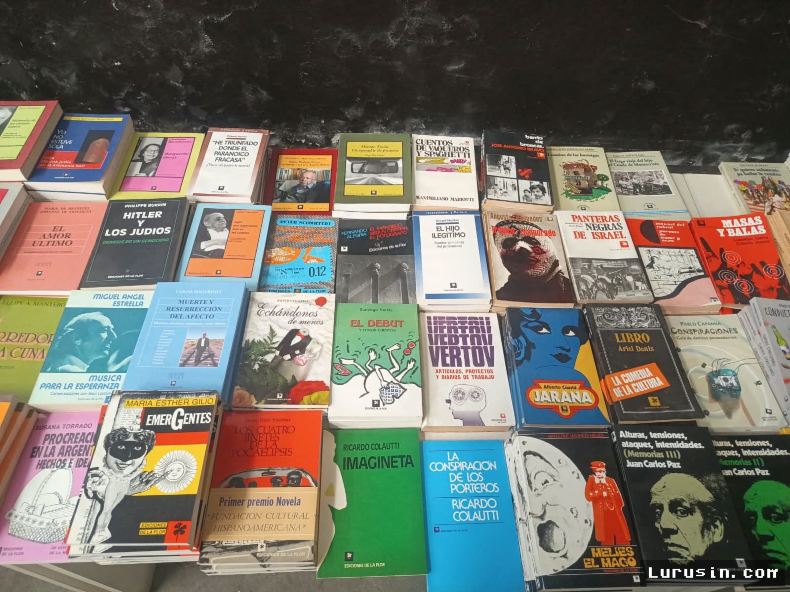 BUENOS AIRES — Ediciones de la Flor Obral Buku Terakhir Sebelum Tutup