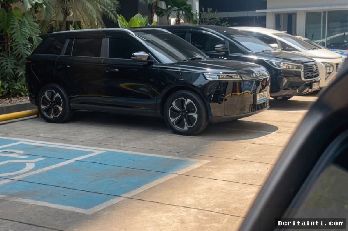 KPK Sita Mobil Saksi Terkait Kasus Pemerasan Bupati Pemalang