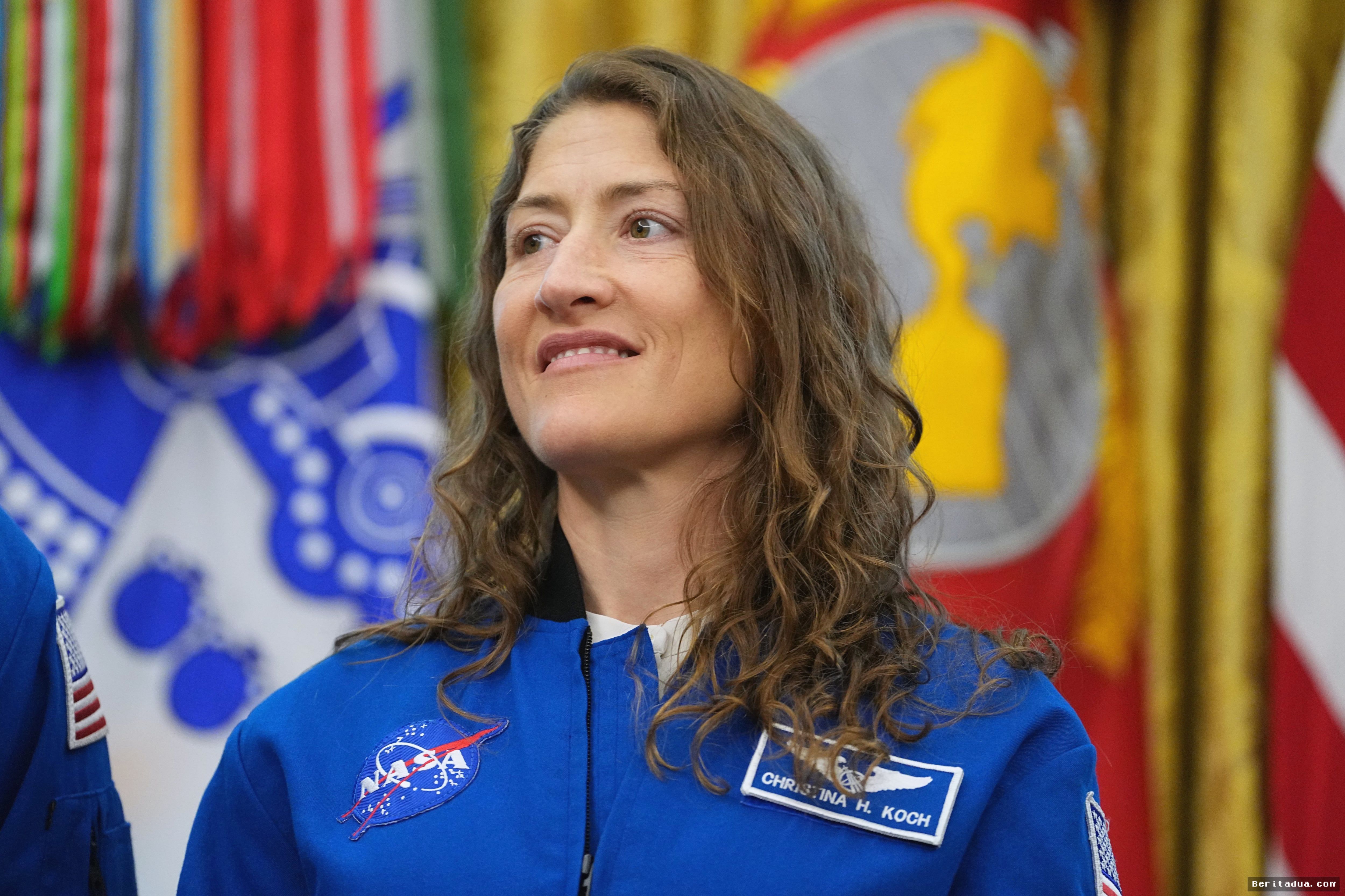 HOUSTON — Trump Berikan Medali Kehormatan untuk Empat Astronaut Artemis II