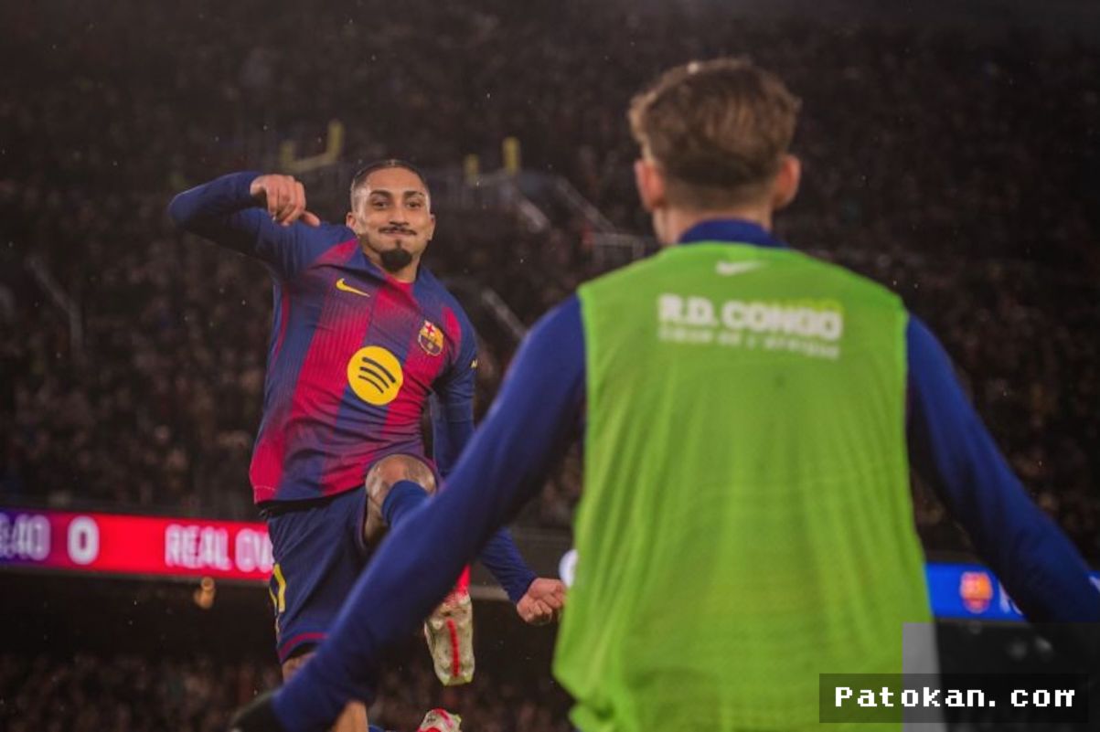 BARCELONA — Barcelona Pesta Gol Libas Feyenoord 5-1 di Liga Champions