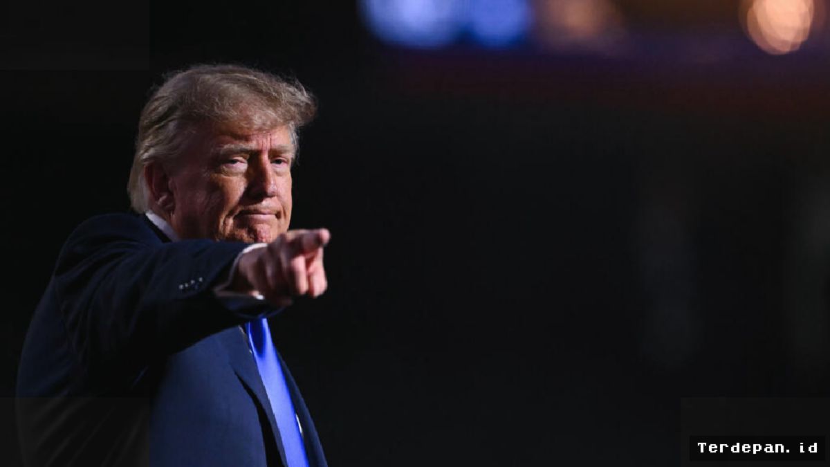 Trump Janjikan Dividen 5.000 Dolar AS Jika Republik Kuasai Kongres