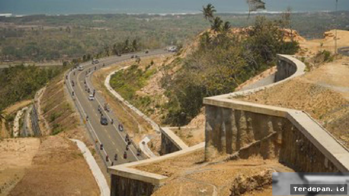 Yogyakarta Uji Coba Pembukaan Jalur Kelok 23 Bantul-Gunungkidul