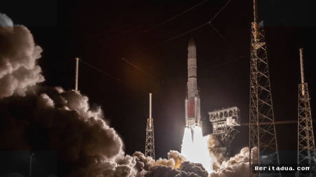 AS Akui Tempatkan Senjata Pengendali Antariksa di Orbit Bumi