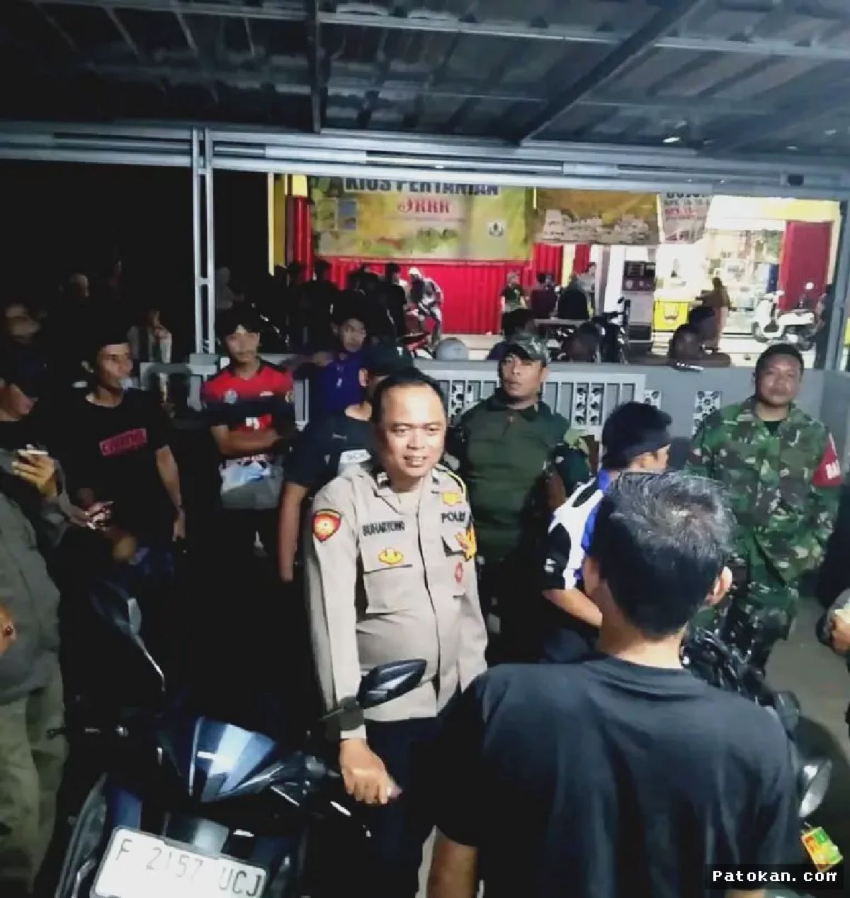 Agrabinta — Pencuri Motor Dihajar Massa dan Rekannya Diburu Polisi