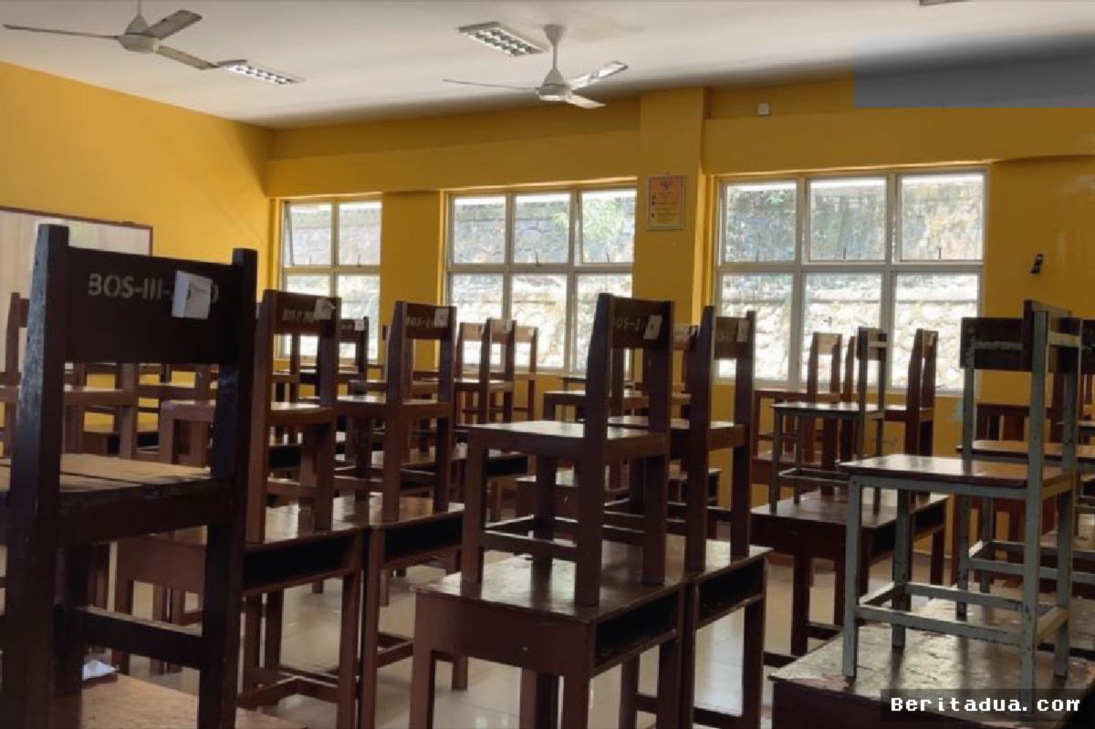 Batam Terapkan Sekolah Daring Akibat Kepungan Kabut Asap Pekat