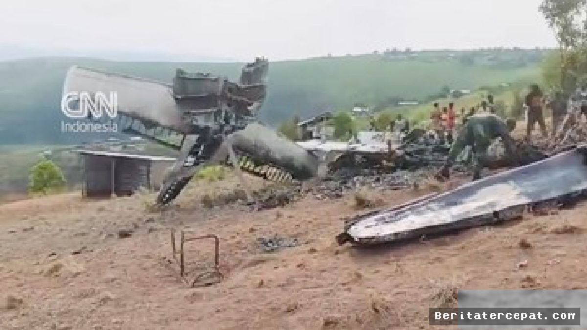 Pesawat Delegasi Militer Kongo Jatuh, 17 Orang Tewas