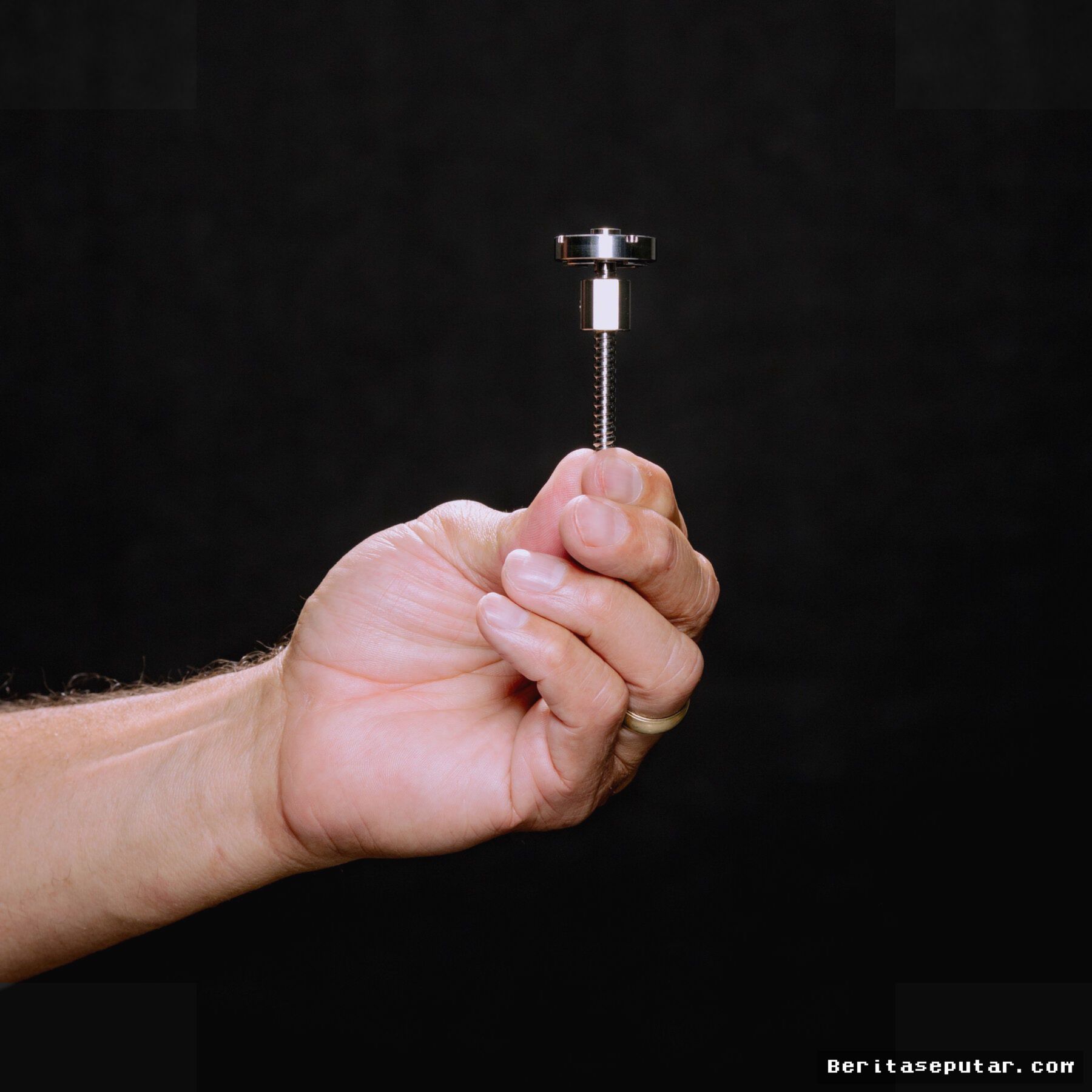 Saginaw Precision Rancang Ball Screw untuk Rudal dan Pesawat Militer