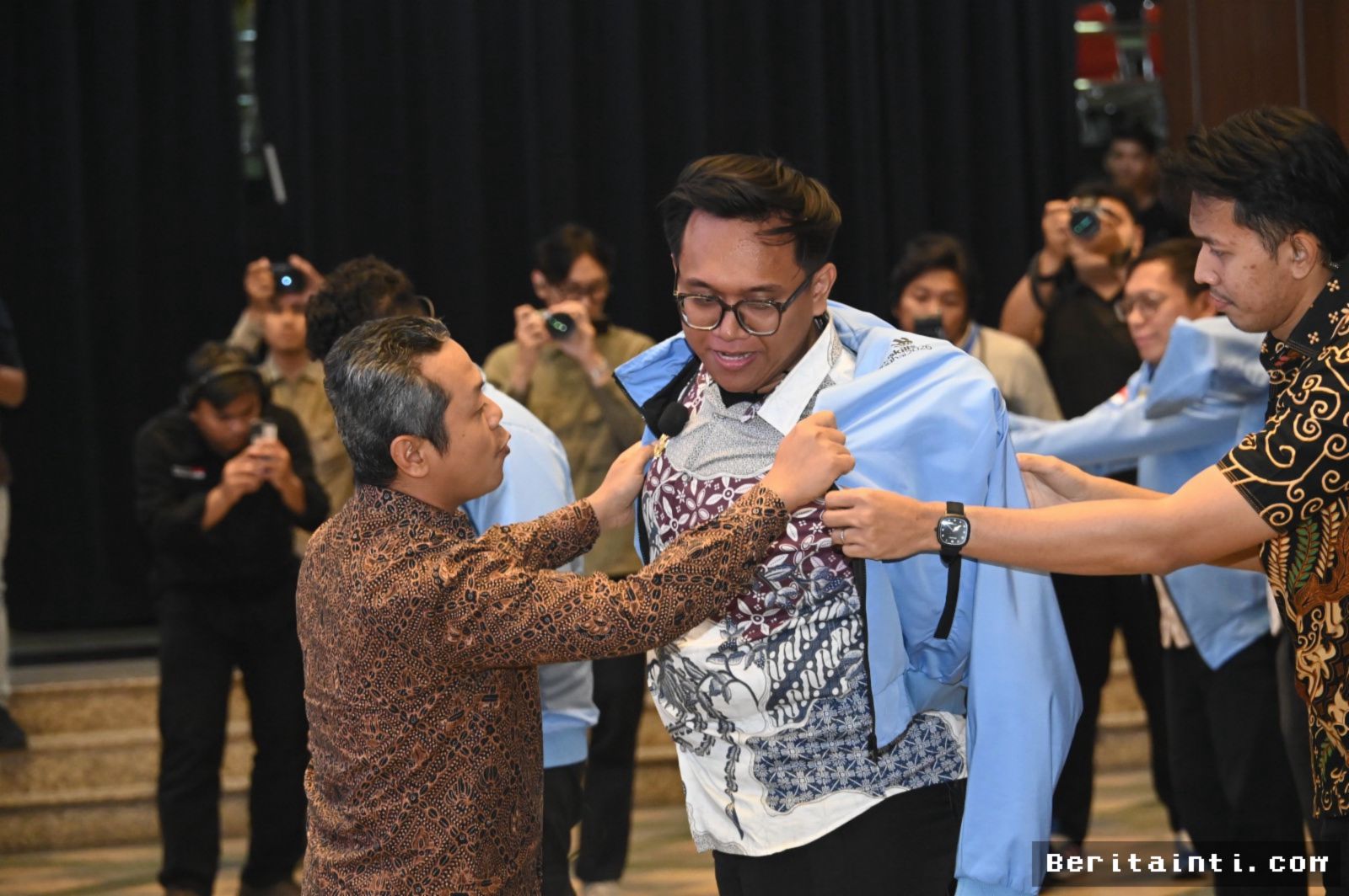 JAKARTA — Kemendikdasmen Lepas Kontingen Indonesia Menuju WSC Shanghai 2026