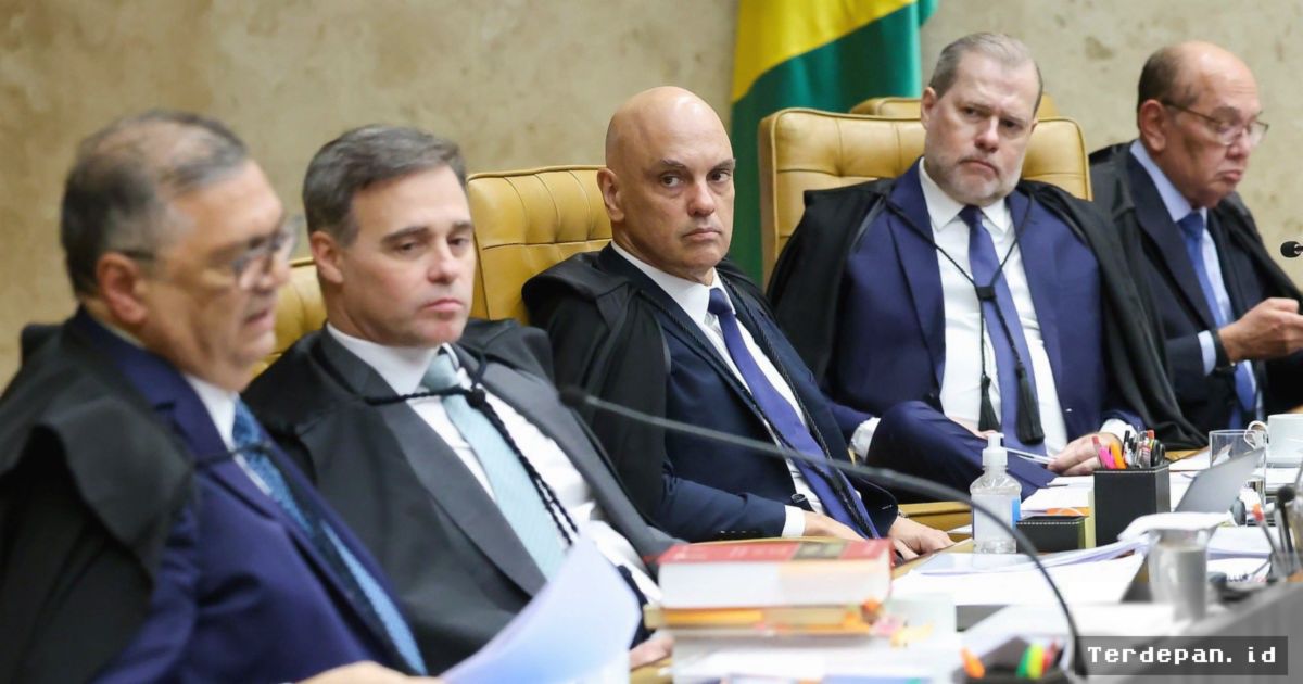 Mahkamah Agung Brasil Tunda Keputusan Penyelidikan Hakim Alexandre de Moraes