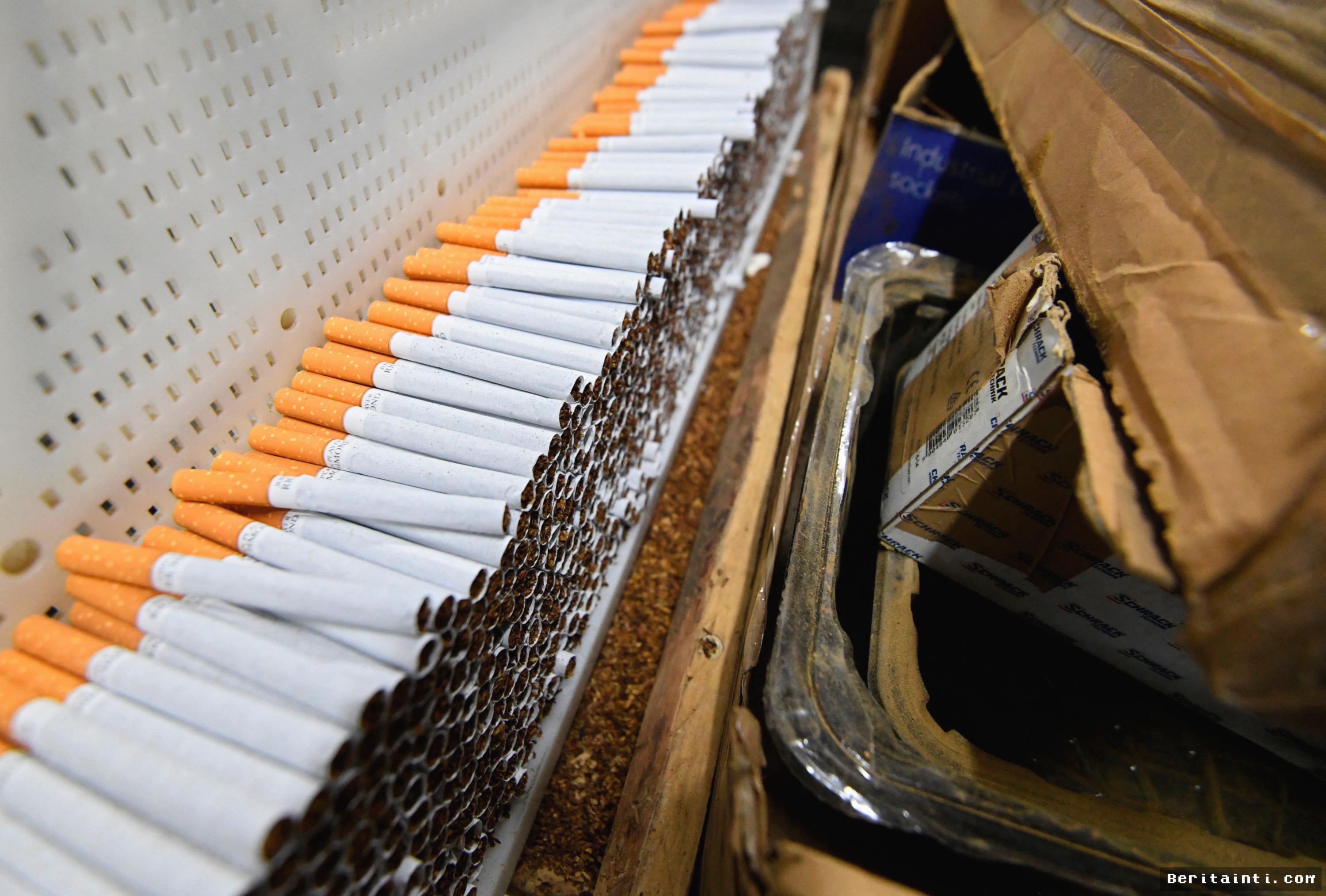 LYON — Prancis Adili Jaringan Penyelundup Rokok Ilegal Eropa Timur
