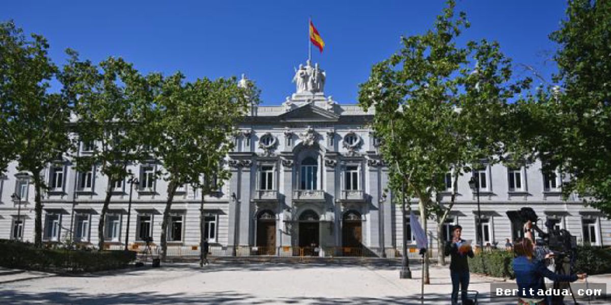 Spanyol Cabut Hak Pilih Ratusan Ribu Keturunan Korban Diktatur Franco