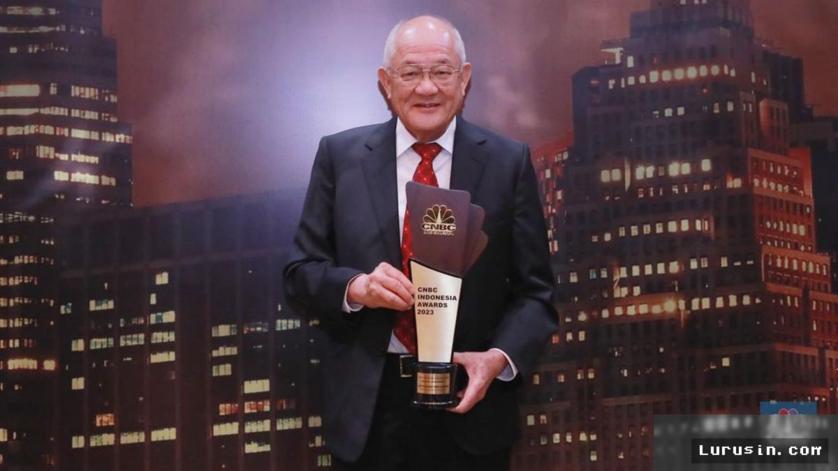 Haji Isam Borong 10 Miliar Saham Bayan Milik Low Tuck Kwong