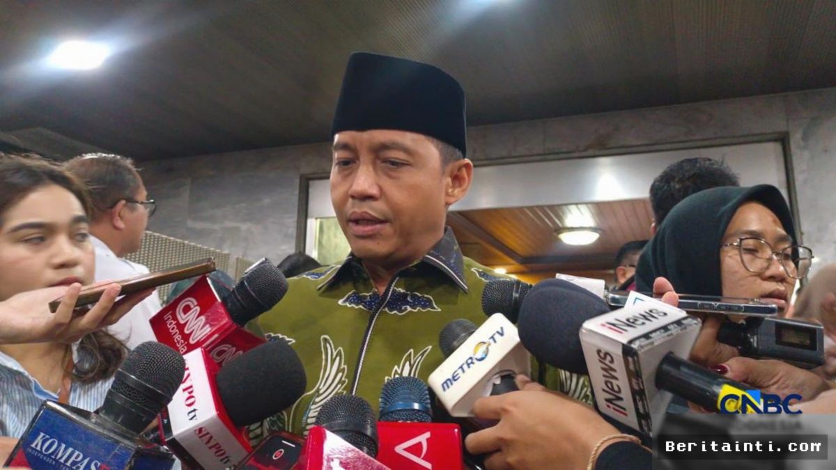 Raja Juli Antoni Ungkap Lonjakan Karhutla Terjadi Saat Akhir Pekan