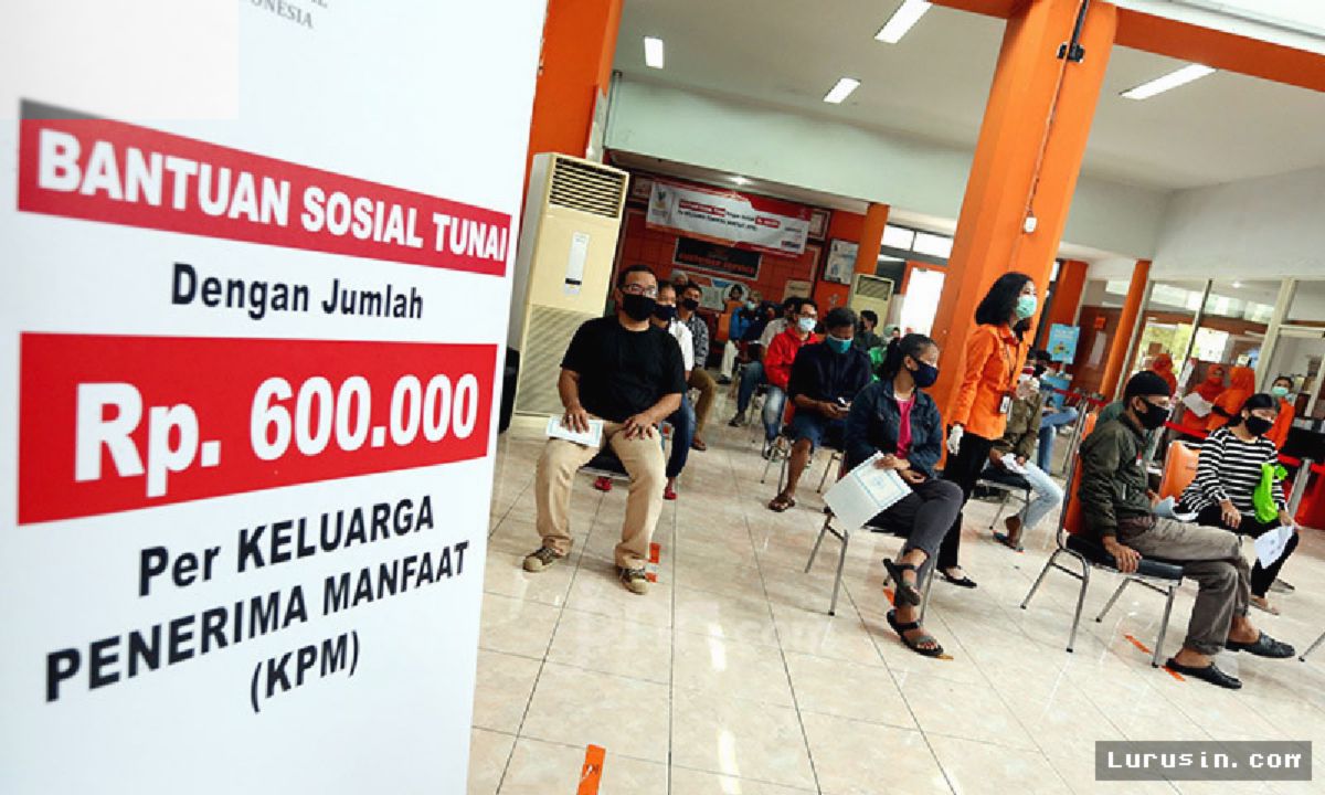 DPR Soroti Rencana Pemerintah Buka 200 Juta Rekening Bansos Massal