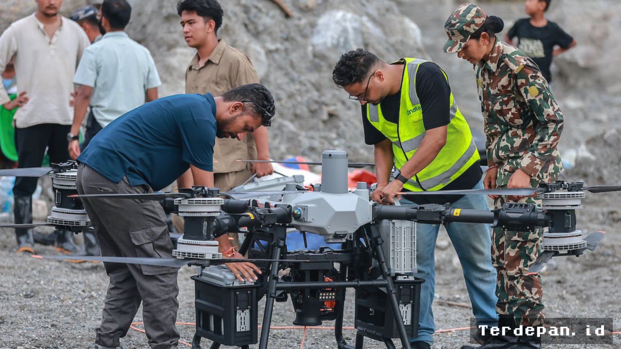 Militer Nepal Kerahkan Drone Distribusikan Bantuan Korban Banjir Bandang