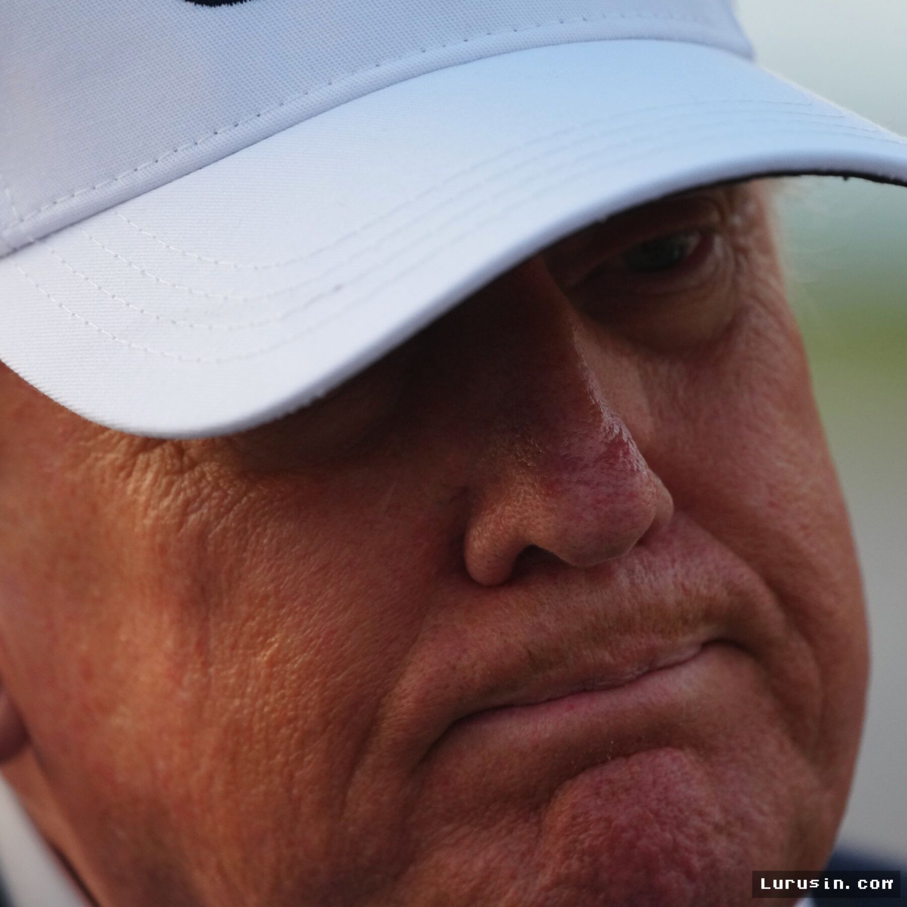 WASHINGTON — Trump Kecam Mahkamah Agung Usai Gugatan Surat Suara Ditolak