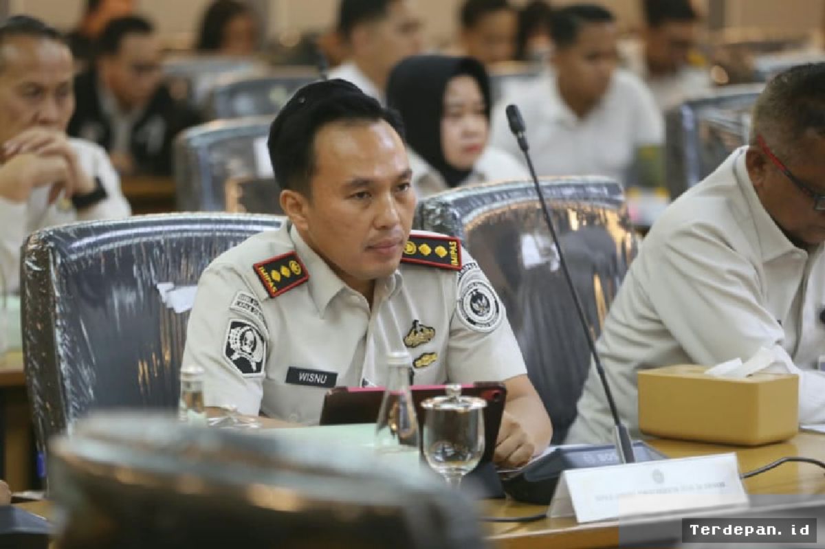 Kalapas Cibinong Gelagapan Dicecar Foto Jimmy Masrin di Rumah Dinas