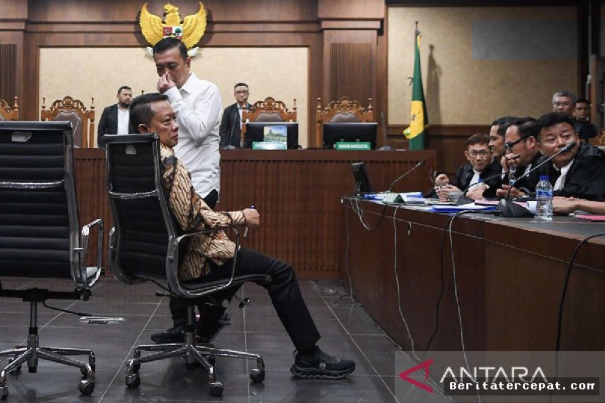 Febrie Didakwa Peras Saksi Jiwasraya Rp55 Miliar