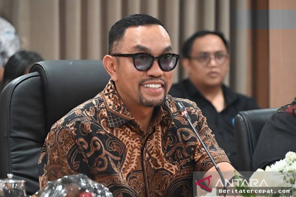 Komisi III DPR Desak Polisi Berantas Premanisme Sampai ke Petingginya