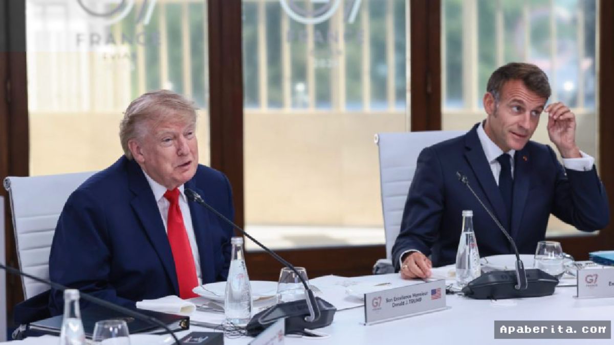 Trump Salahkan Islam Atas Demonstrasi Mahasiswa Prancis