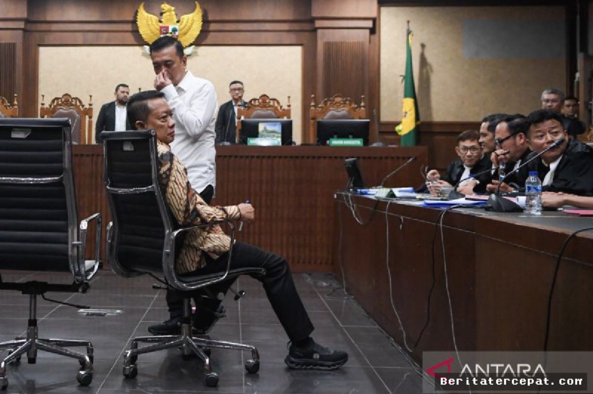 Febrie Adriansyah Didakwa TPPU Rp346,7 Miliar dan 440 Ribu Dolar AS