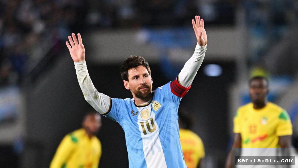 Messi Menangis Akhiri 21 Tahun Perjuangan Bersama Argentina