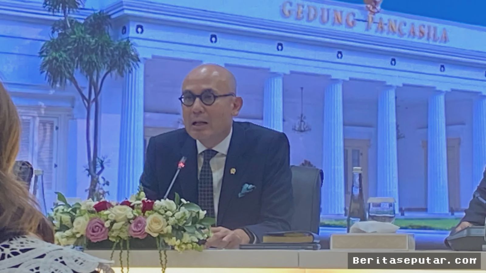 Kemlu Selesaikan 124 Ribu Kasus WNI di Luar Negeri