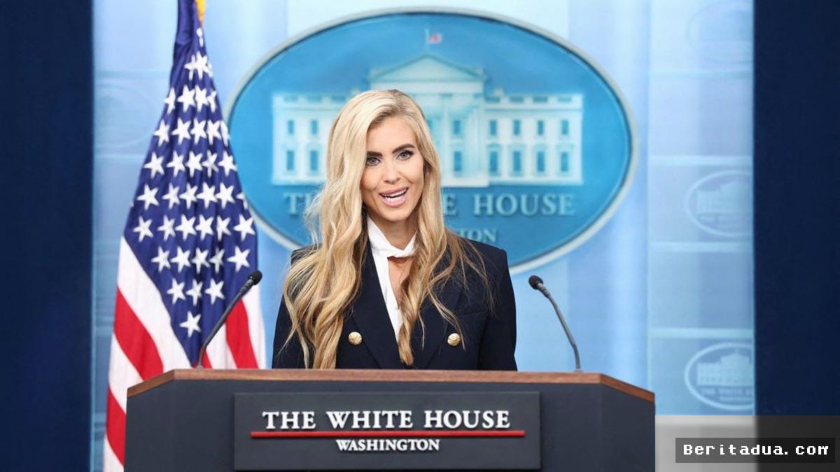 Katie Zacharia Debut 15 Menit, Jubir Baru Trump Langsung Disorot