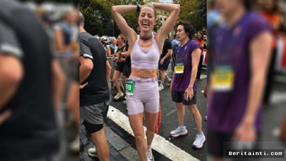 Amber Heard Finis Half Marathon Spanyol dalam 1 Jam 39 Menit