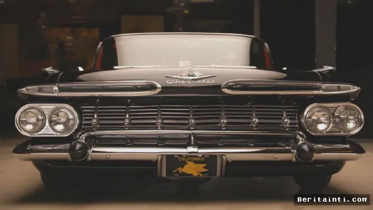 Chevrolet Impala 1959 Travis Barker Tampil Gahar dengan Fasia Depan Legendaris